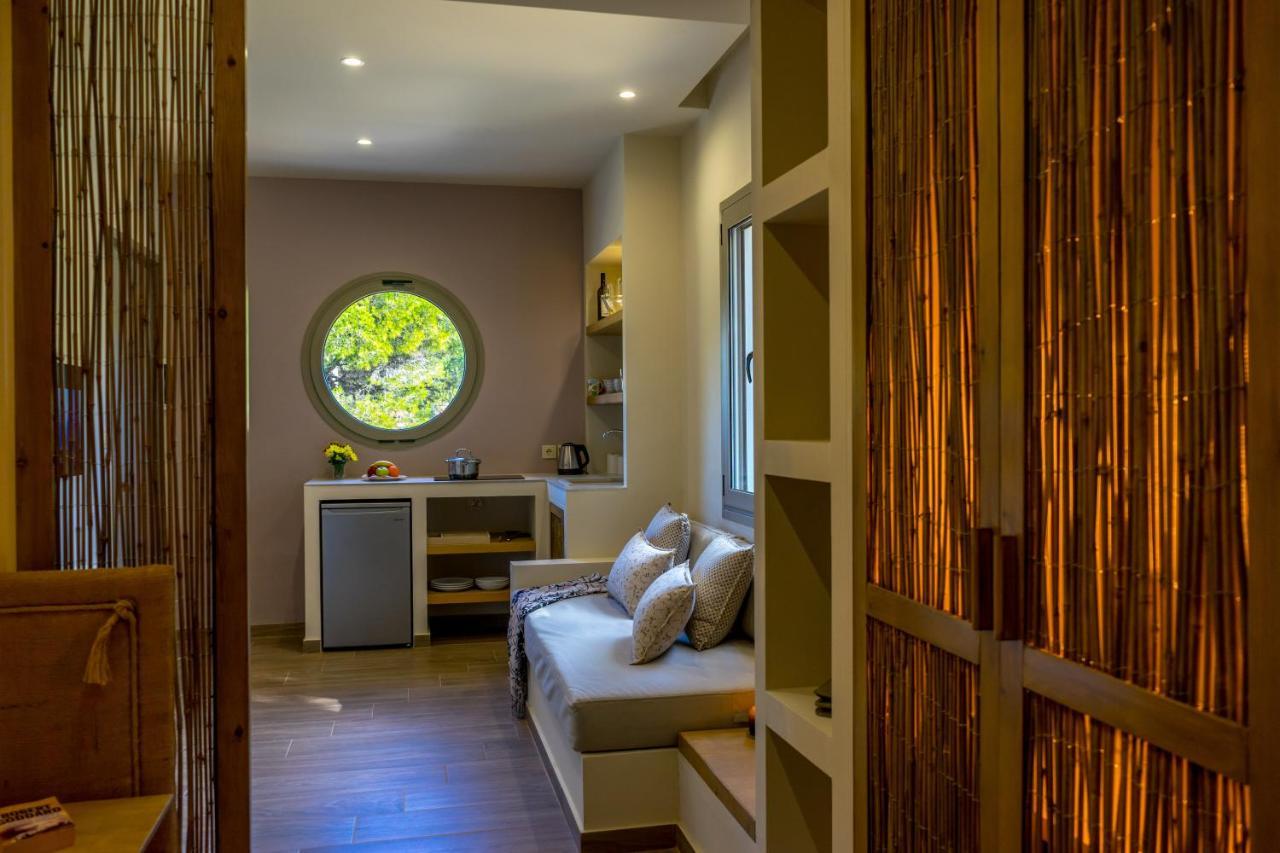 Forest Resort Suites Skiathos Трулос Екстер'єр фото