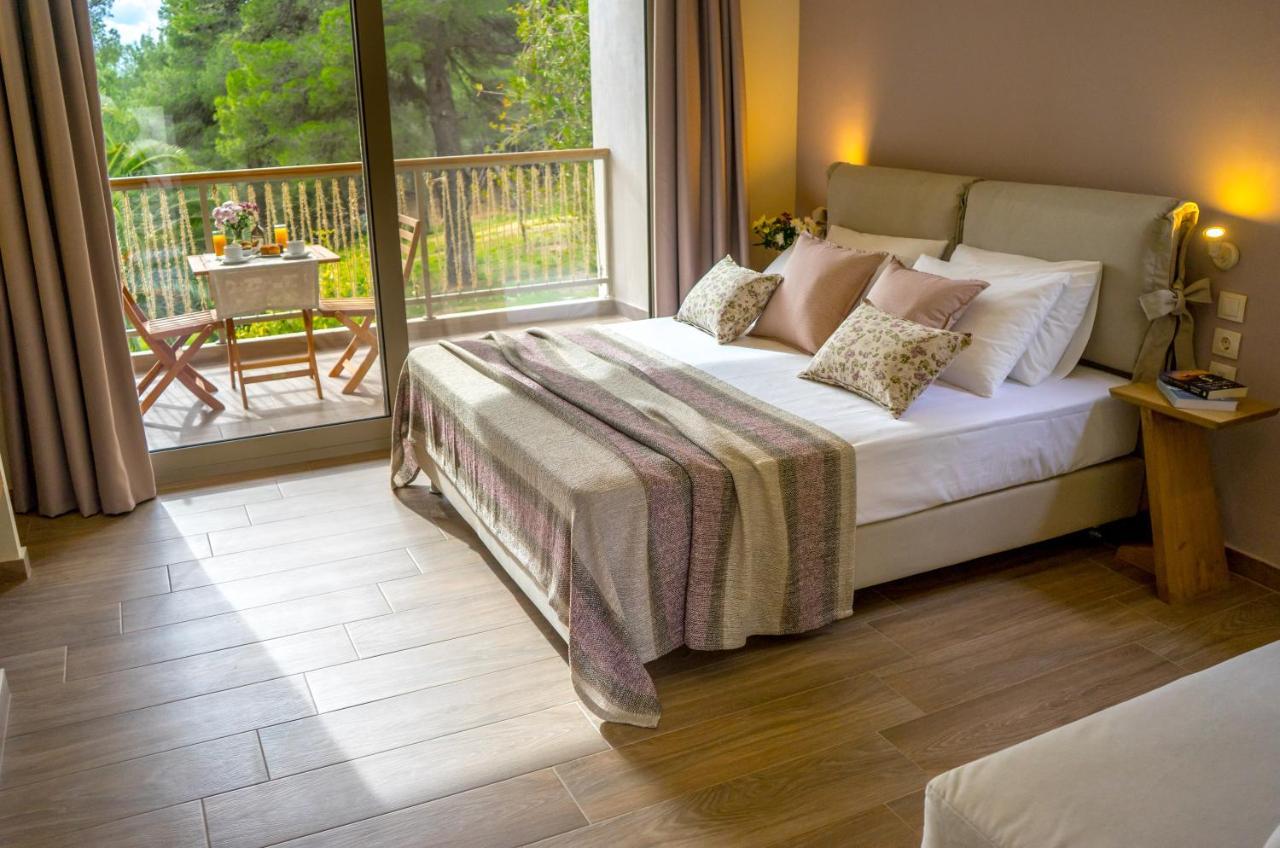 Forest Resort Suites Skiathos Трулос Екстер'єр фото