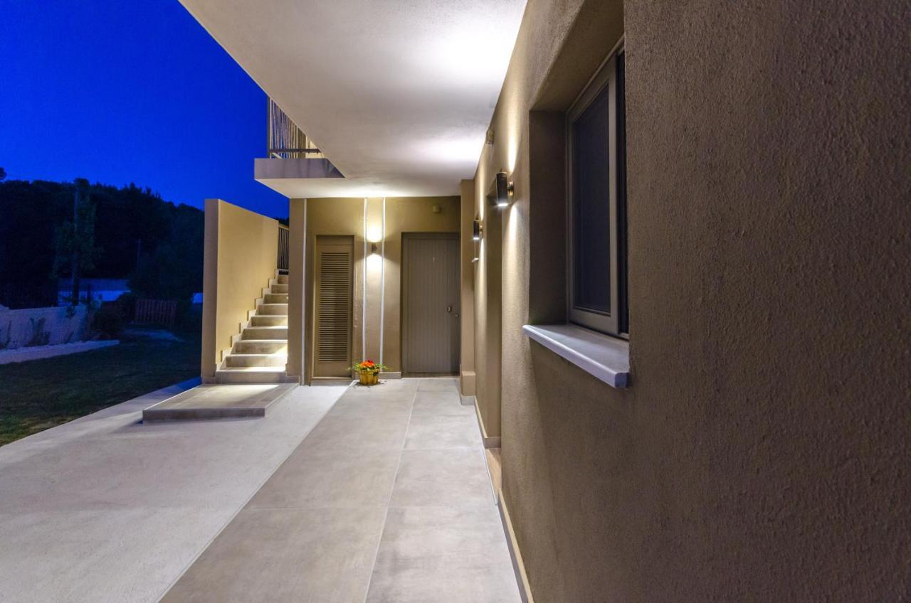Forest Resort Suites Skiathos Трулос Екстер'єр фото