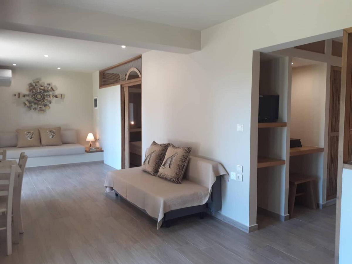 Forest Resort Suites Skiathos Трулос Екстер'єр фото