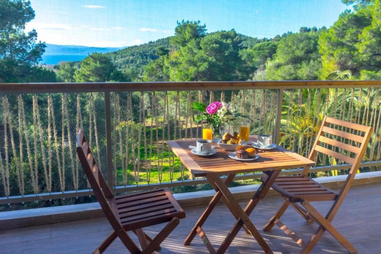 Forest Resort Suites Skiathos Трулос Екстер'єр фото