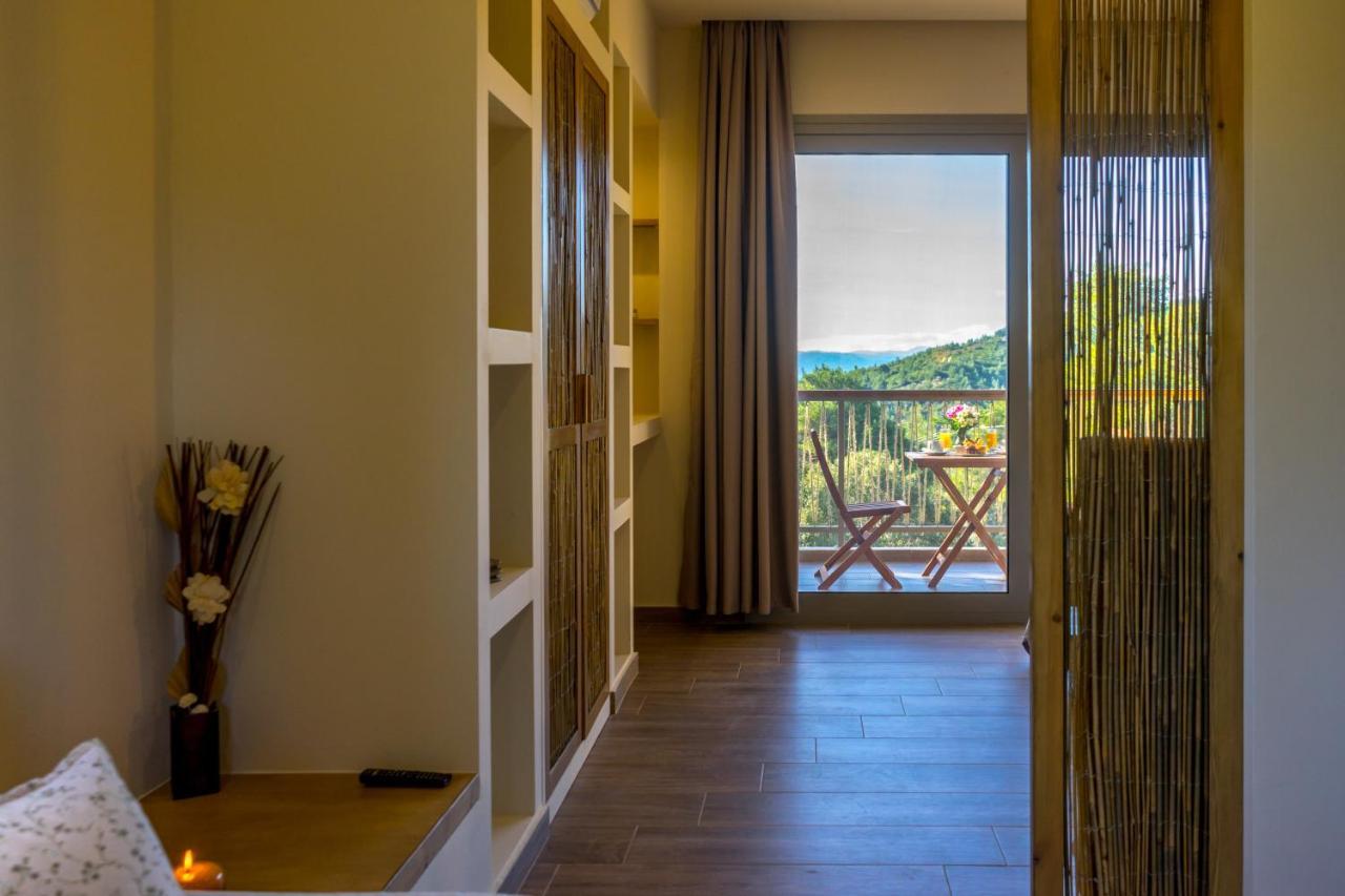 Forest Resort Suites Skiathos Трулос Екстер'єр фото
