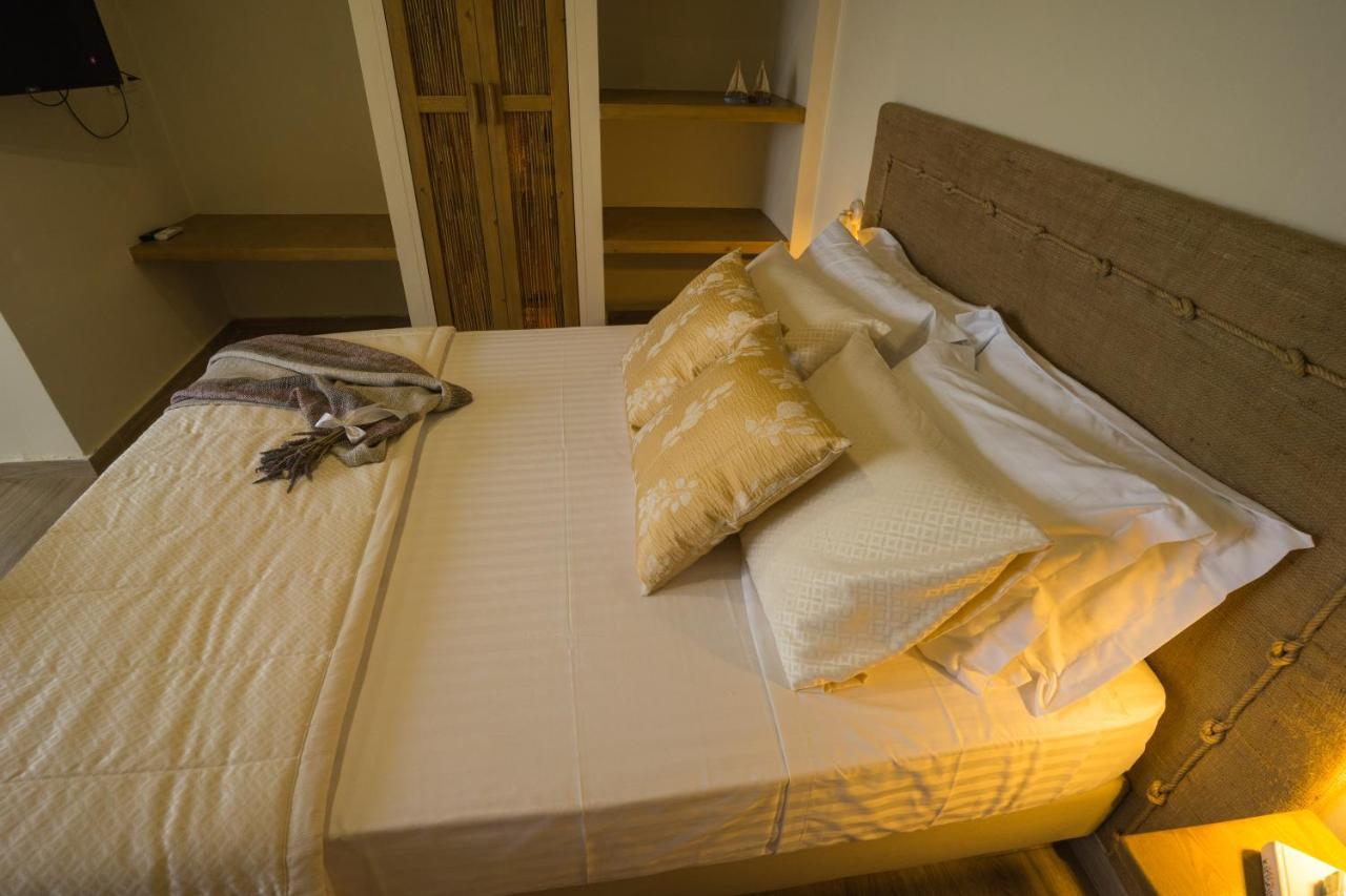 Forest Resort Suites Skiathos Трулос Екстер'єр фото