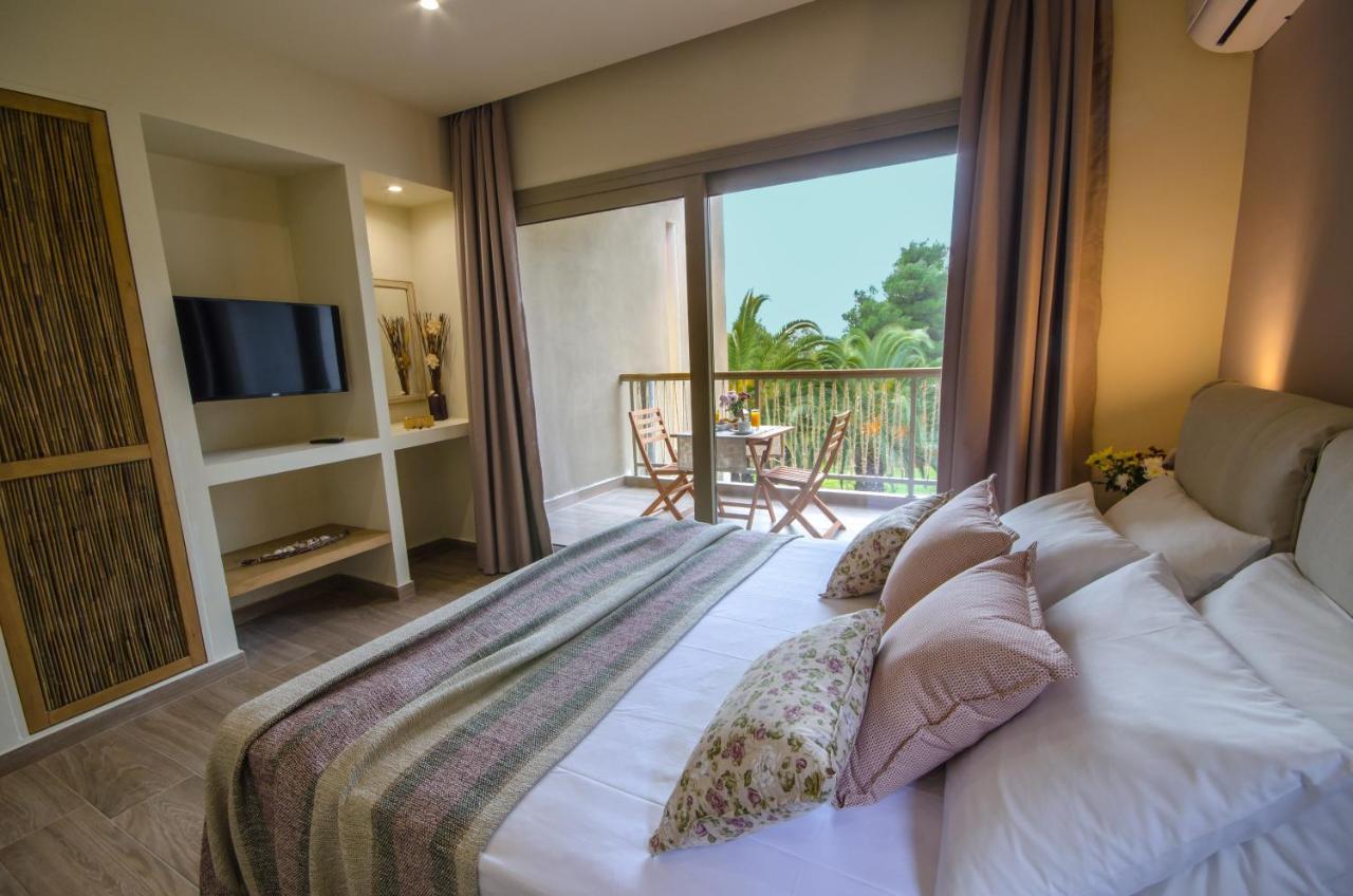Forest Resort Suites Skiathos Трулос Екстер'єр фото